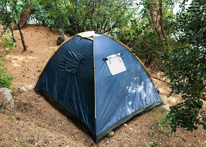 Hotell Gemile Camping *