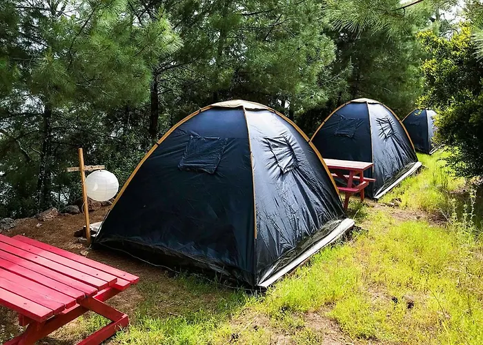 Gemile Camping * פאראליה